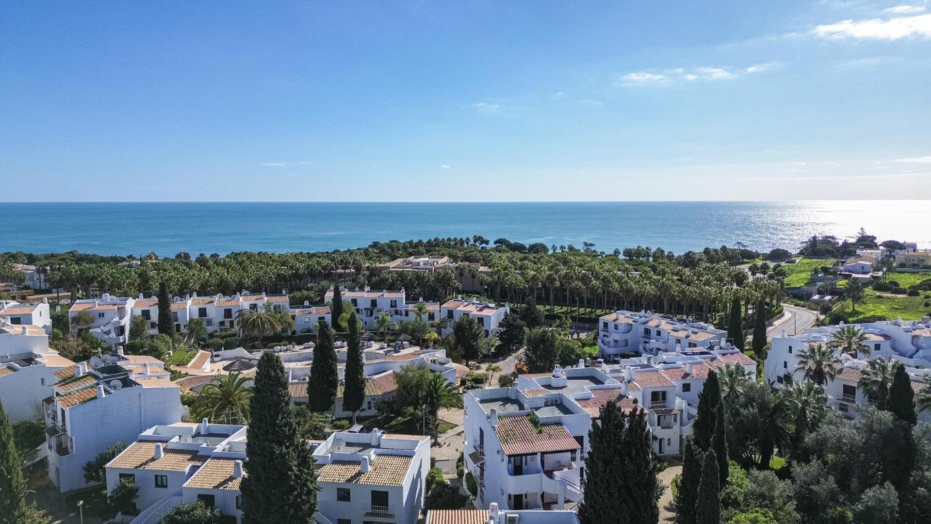 شقة Seaside Retreat With Pool, Ac, And Fast Wi-Fi البوفيرا المظهر الخارجي الصورة